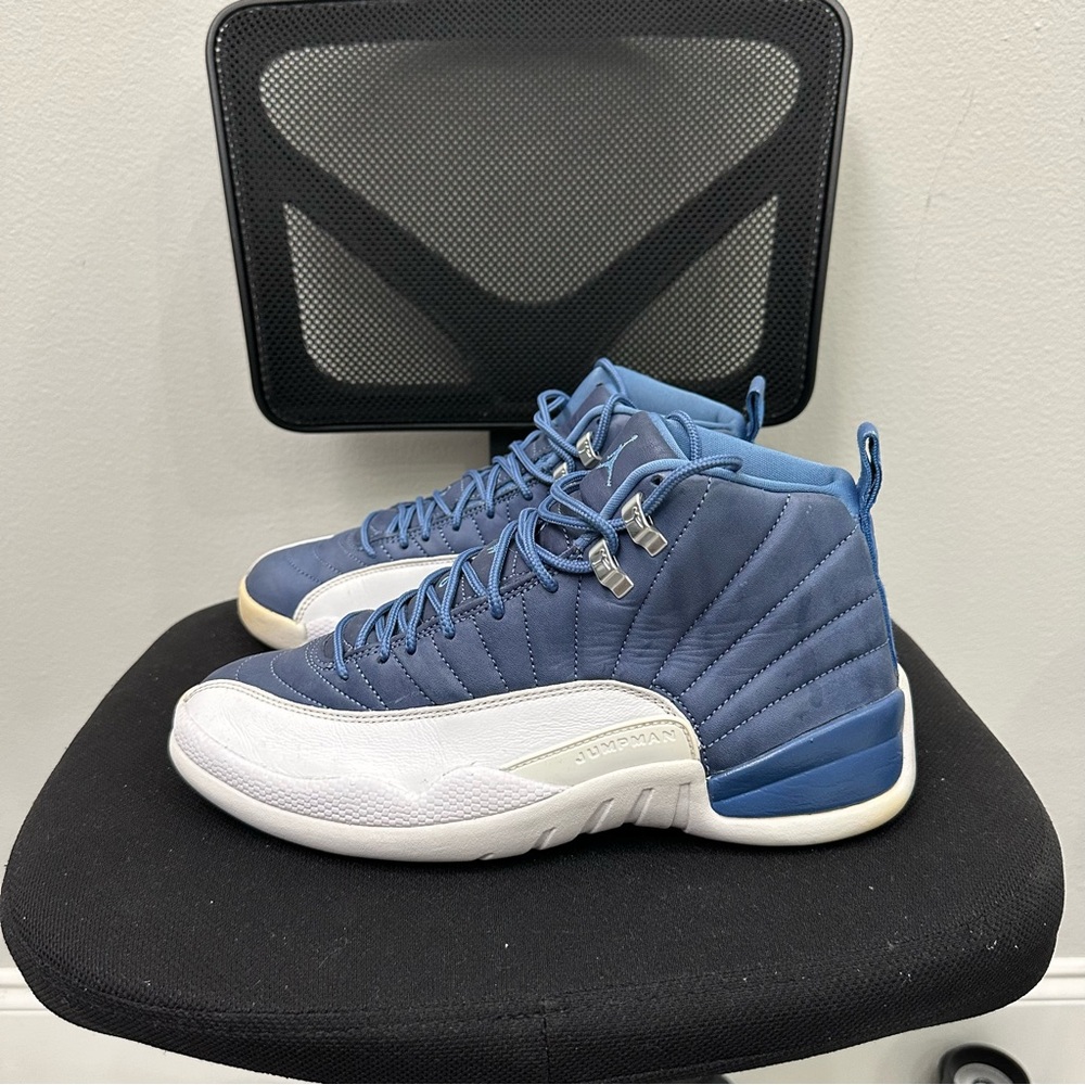 Jordan Athletic Shoes in Blue and White